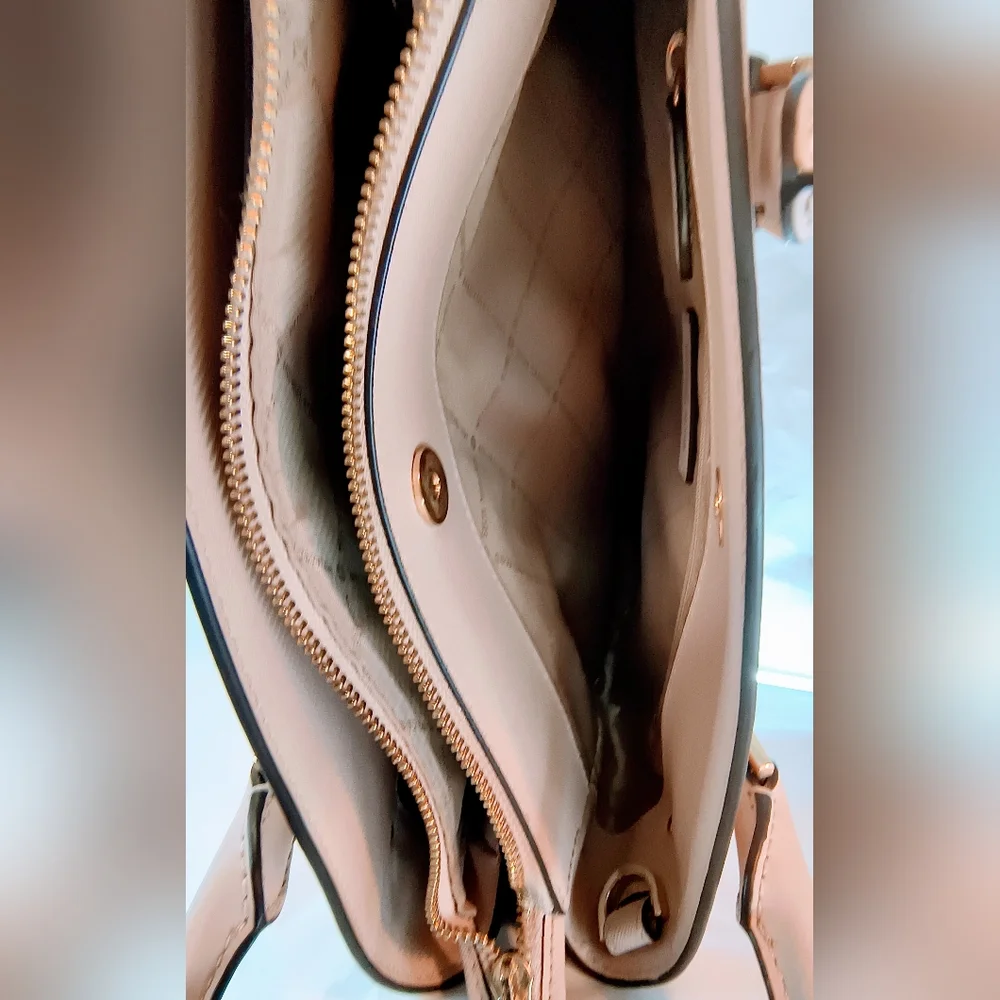 MICHAEL KORS Light Pink Lynn Saffiano Leather Satchel Bag